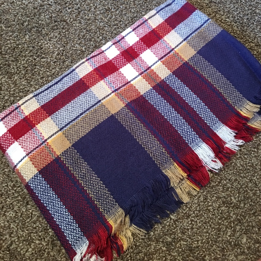 Blanket Style Infinity Scarf