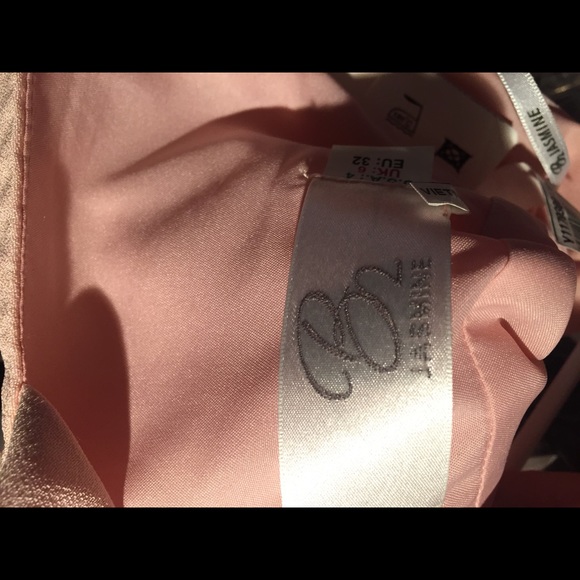 Dress - Picture 4 of 5