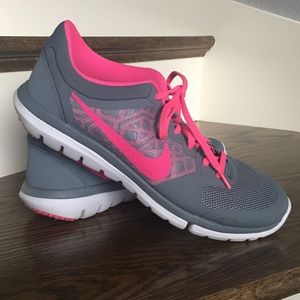 NIKE Flex 2015 RUN