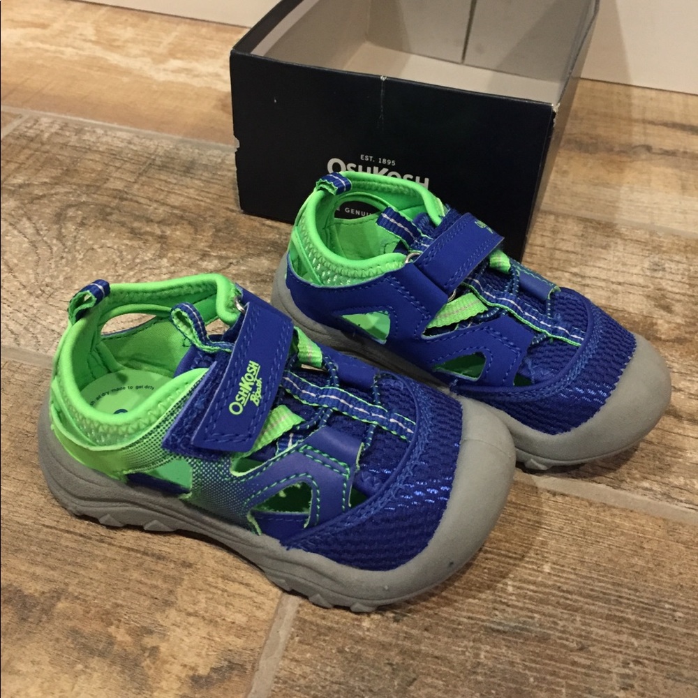 NEW OshKosh blue and green toddler shoes
