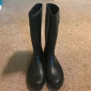 Rainboots