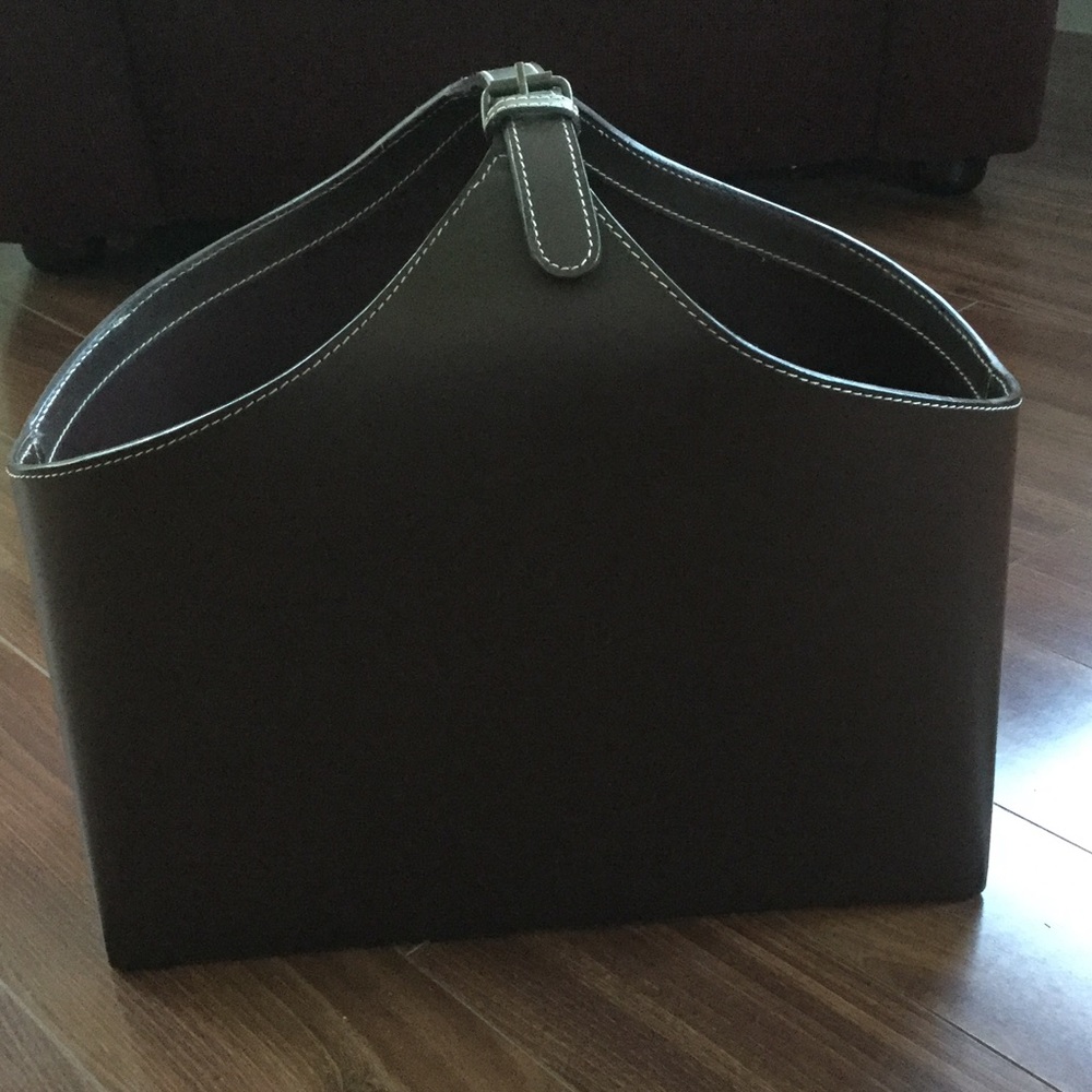 Create & Barrel Magazine Holder