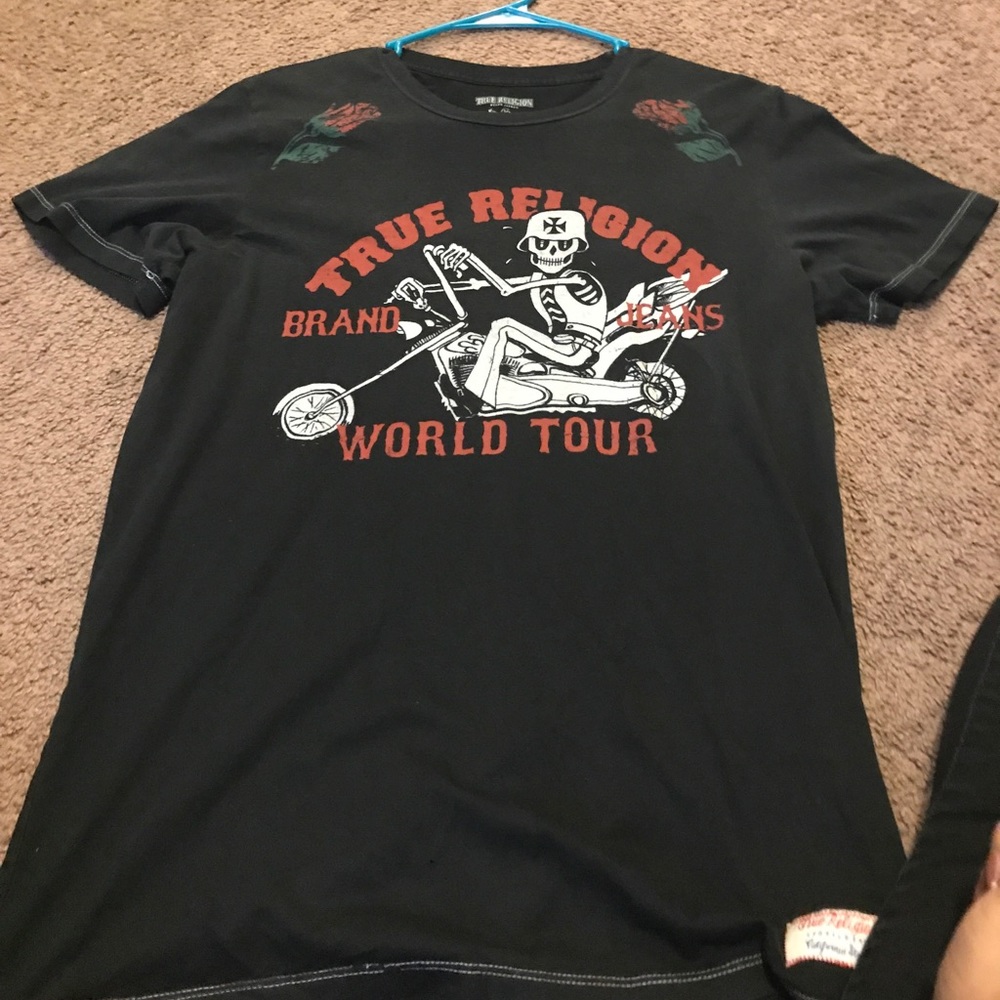 Black true religion tee