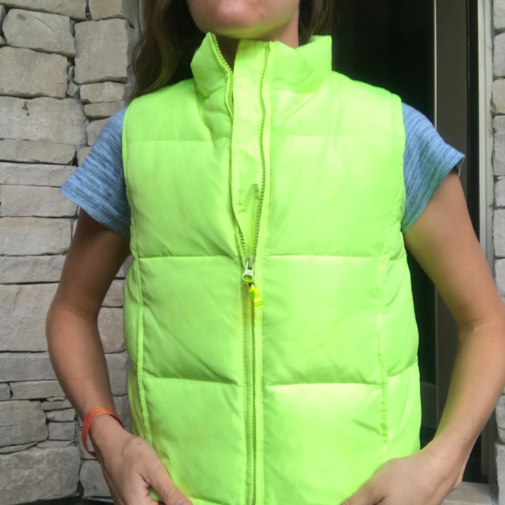 Gap Kids XL Puffer Vest - Picture 2 of 9