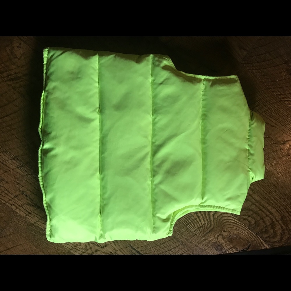 Gap Kids XL Puffer Vest - Picture 4 of 9
