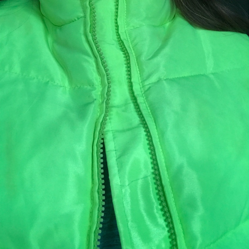 Gap Kids XL Puffer Vest - Picture 8 of 9