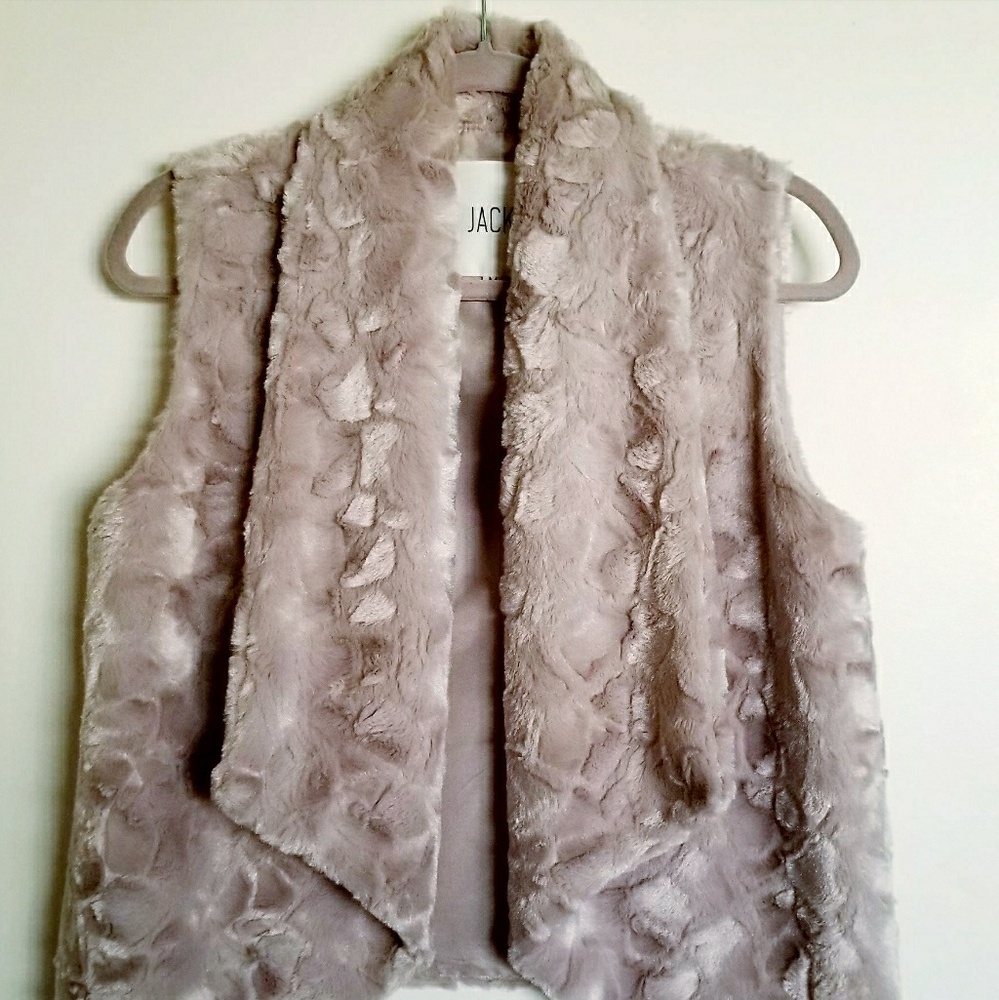 JACK by BB Dakota faux fur vest