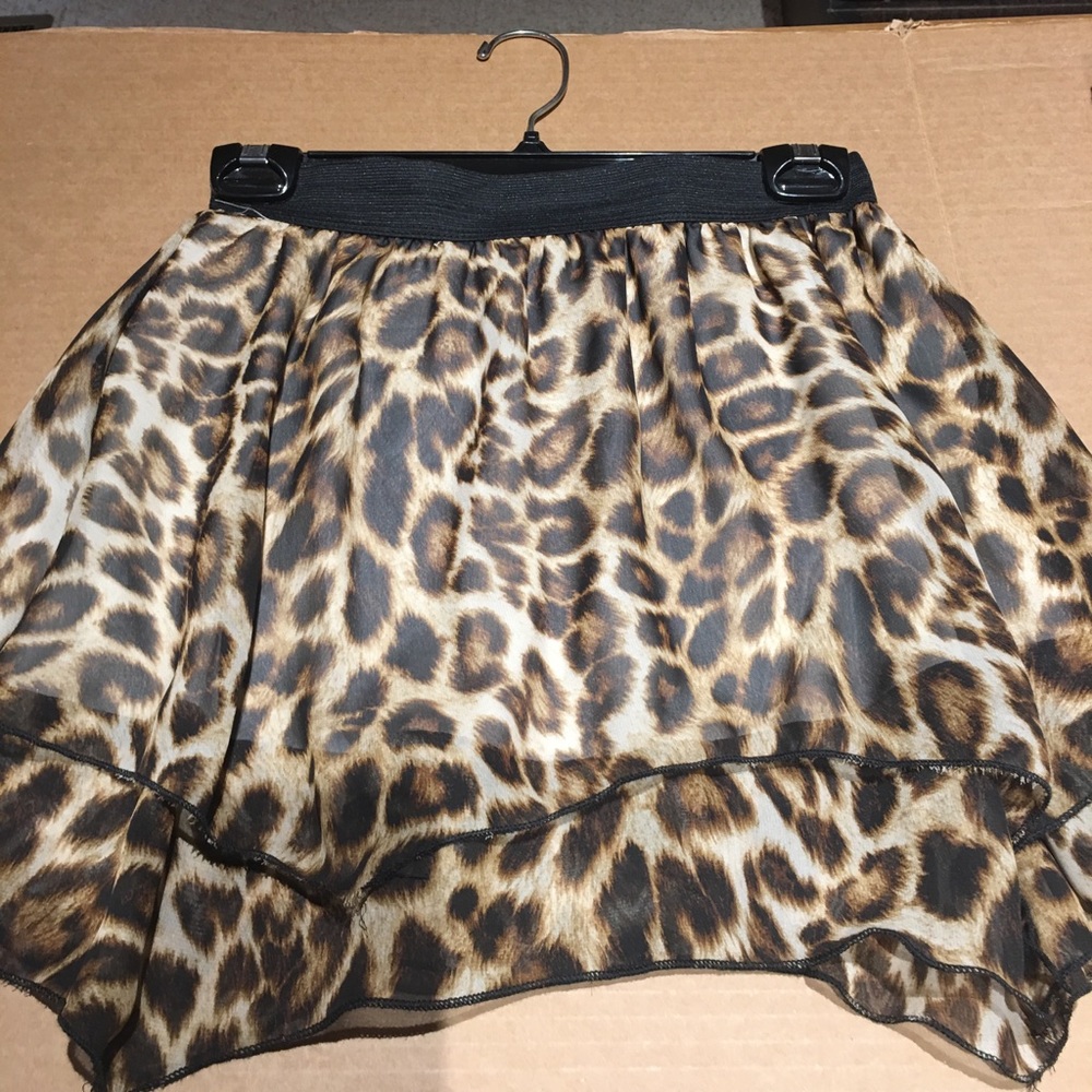 DG NY leopard layered skirt size large