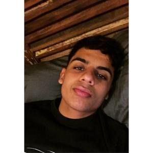 Meet your Posher, Christian