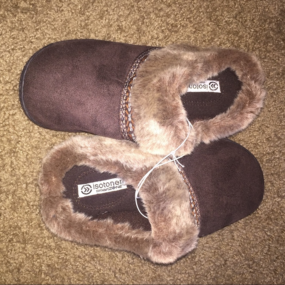 Brand New! Never worn Fall holiday fur slide shoes