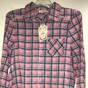 Woman's Plaid Shirt