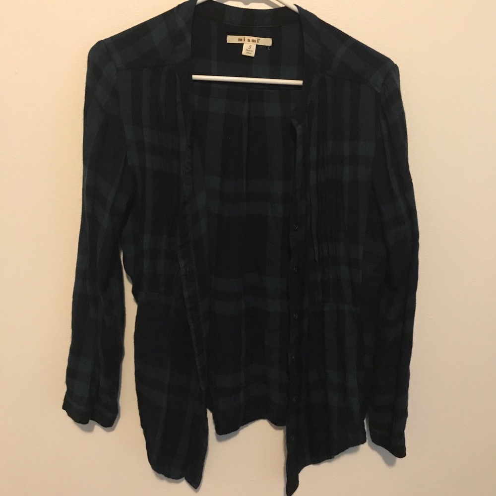 5/$20 Plaid Button-Up