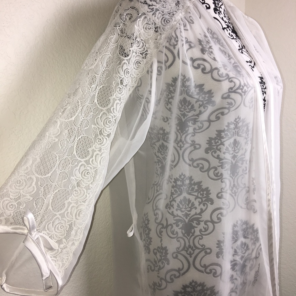 Retro Vintage Lace & Sheer Robe M.Monroe(Warners)