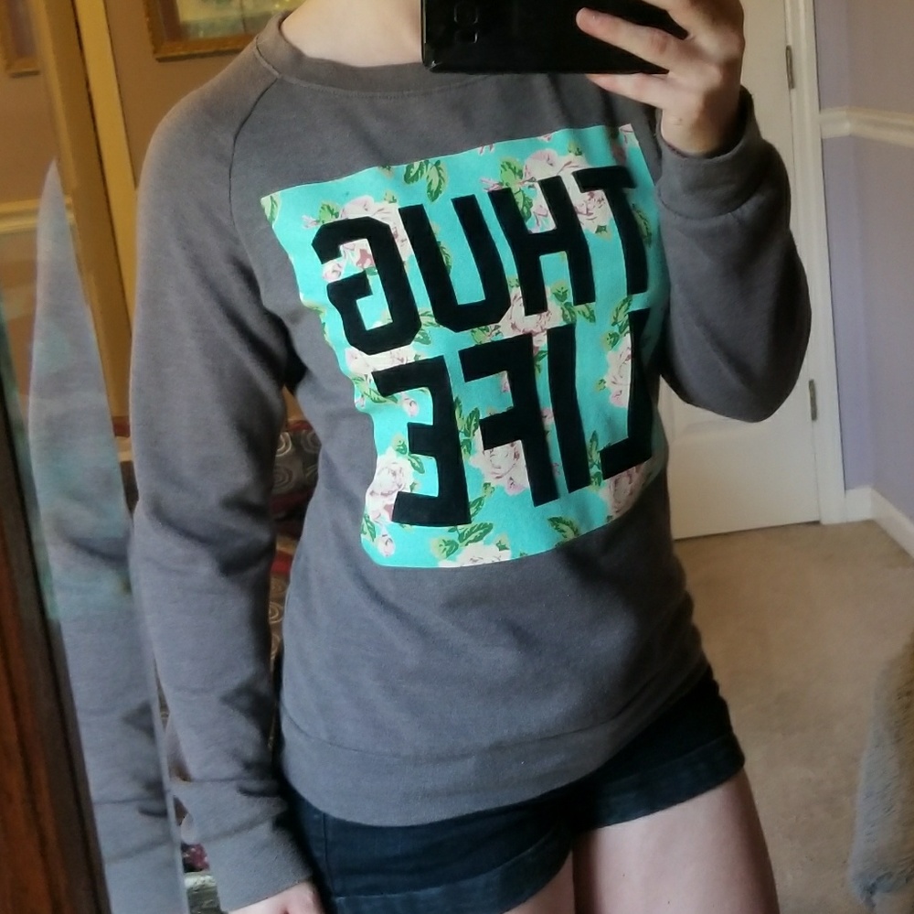 Shirt - Picture 3 of 4