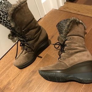 Aquatalia winter boot