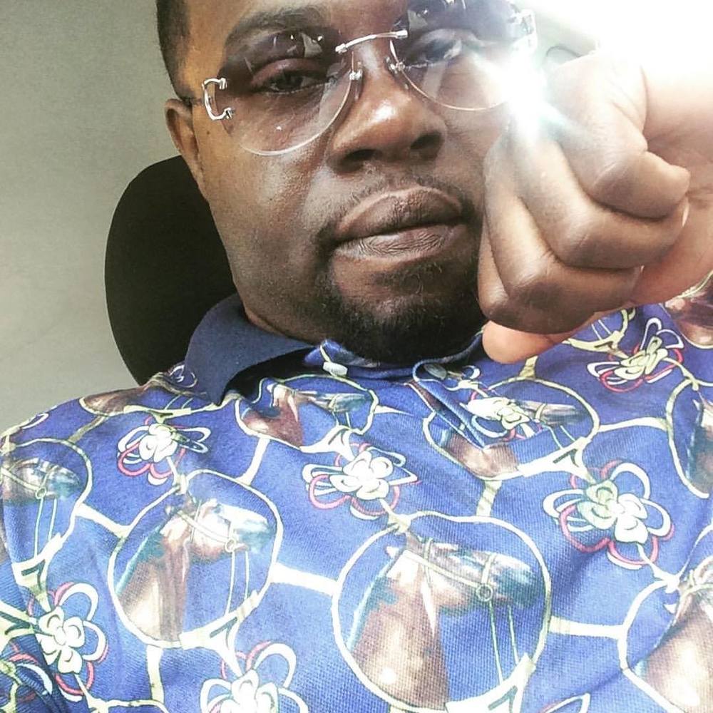 Meet your Posher, Julius