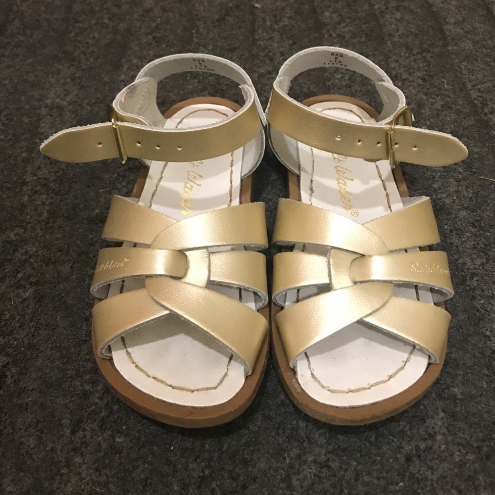 Saltwater sandals toddler size 8