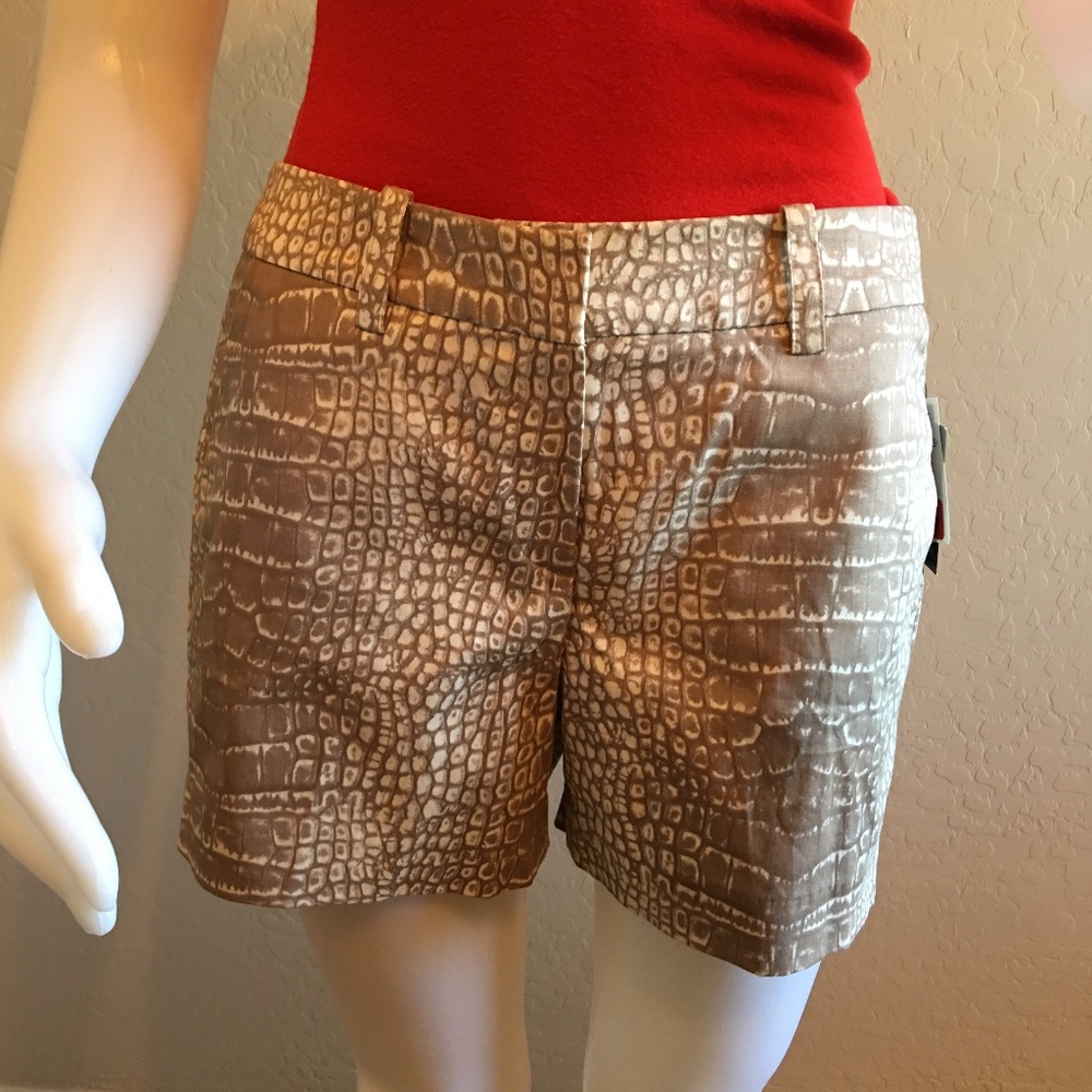Valerie Bertinelli Patterned Stretch Shorts