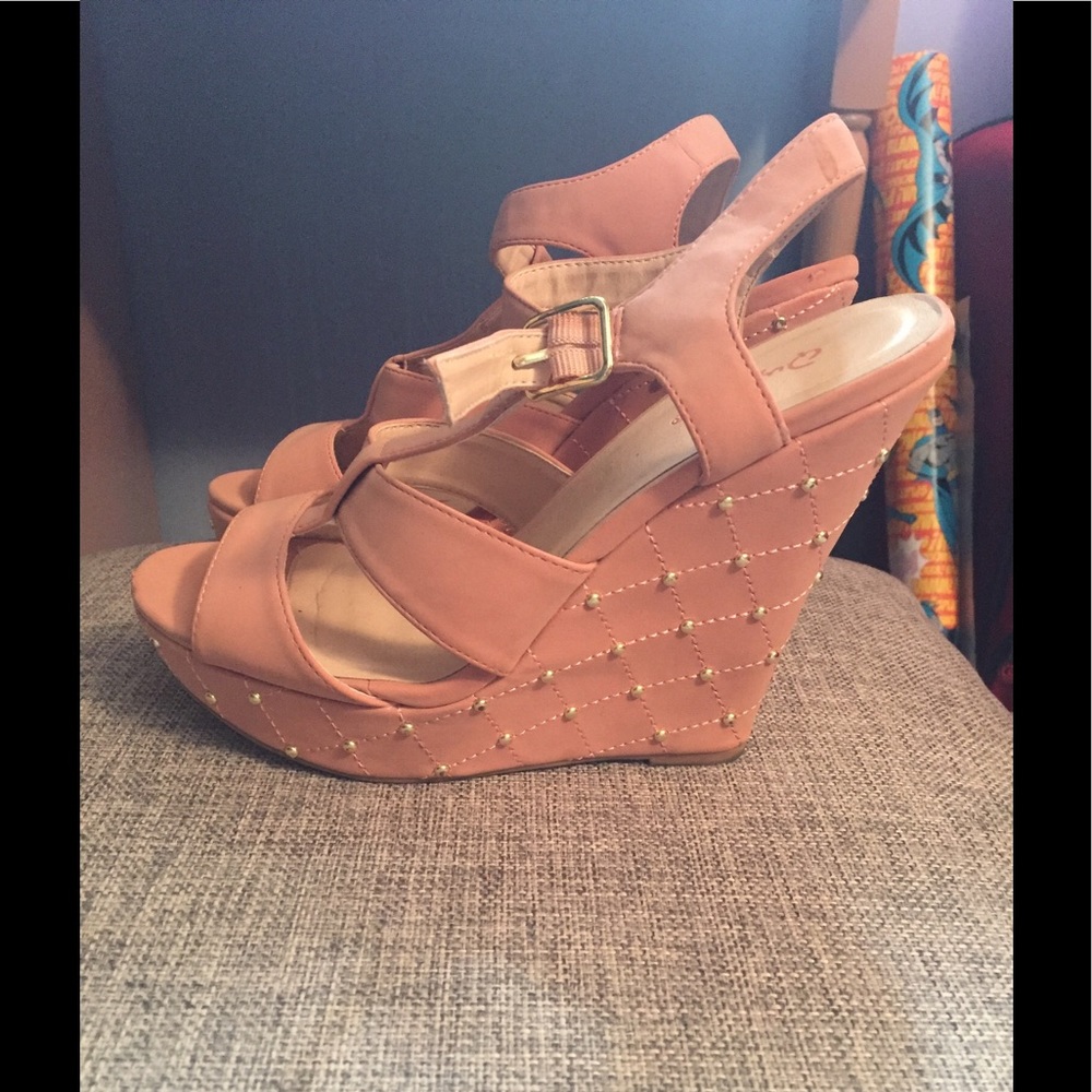 Gorgeous Blush Pink wedges