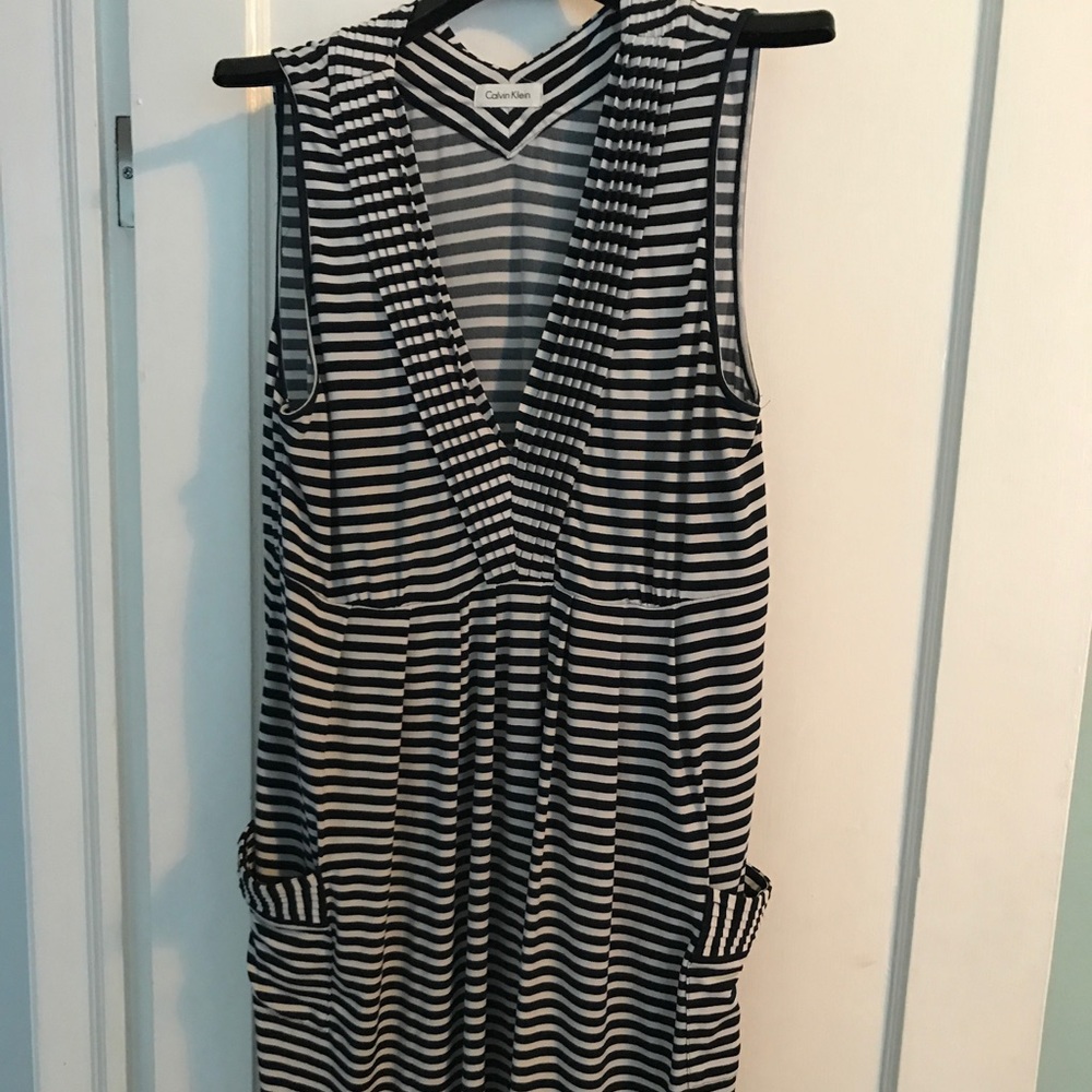 Knee length Calvin Klien sheath dress, 2x