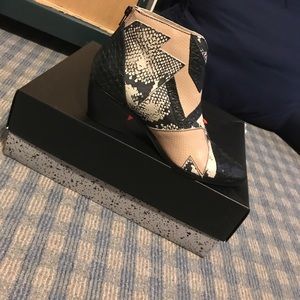 LF summer 2017 bootie size 8