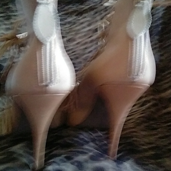 Booties - Picture 3 of 4