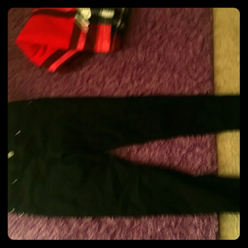 black skinny jeans