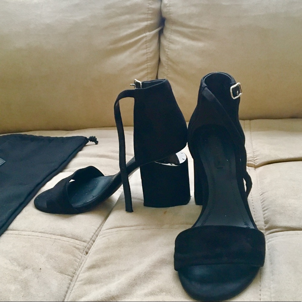 Sold 😻Authentic Alexander Wang Abby sandals - Picture 1 of 7
