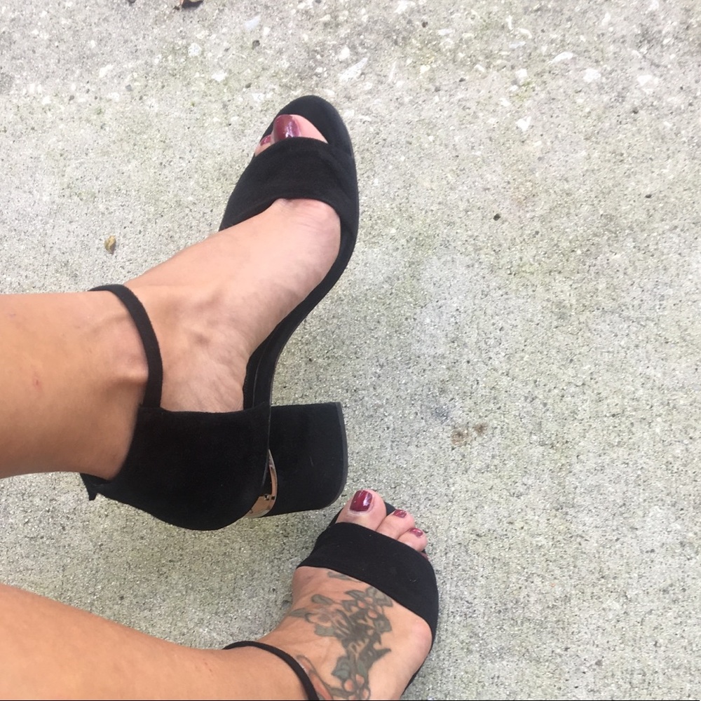 Sold 😻Authentic Alexander Wang Abby sandals - Picture 7 of 7