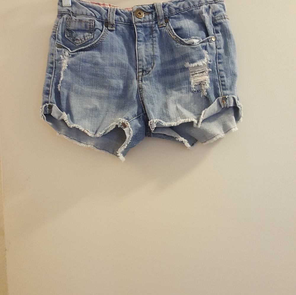 disastered denim shorts