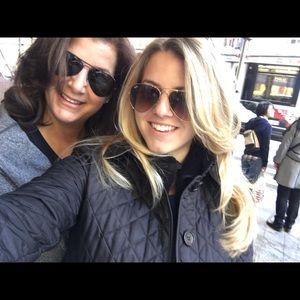 Meet your Posher, Eleanor