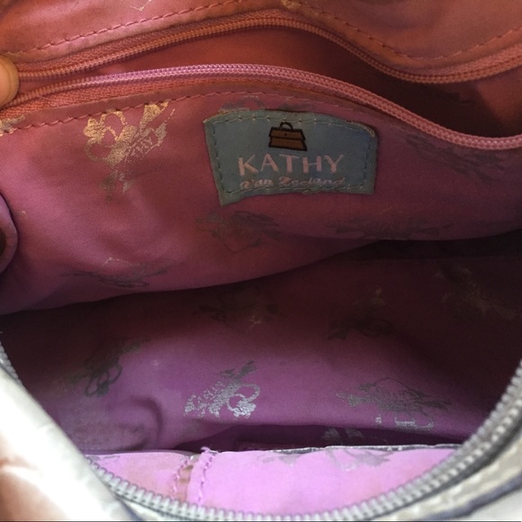 Kathy Van Zeeland  Purse - Picture 6 of 7