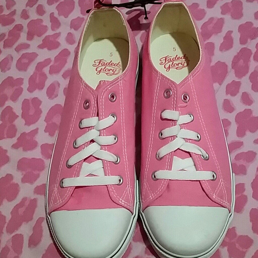 Pink shoes