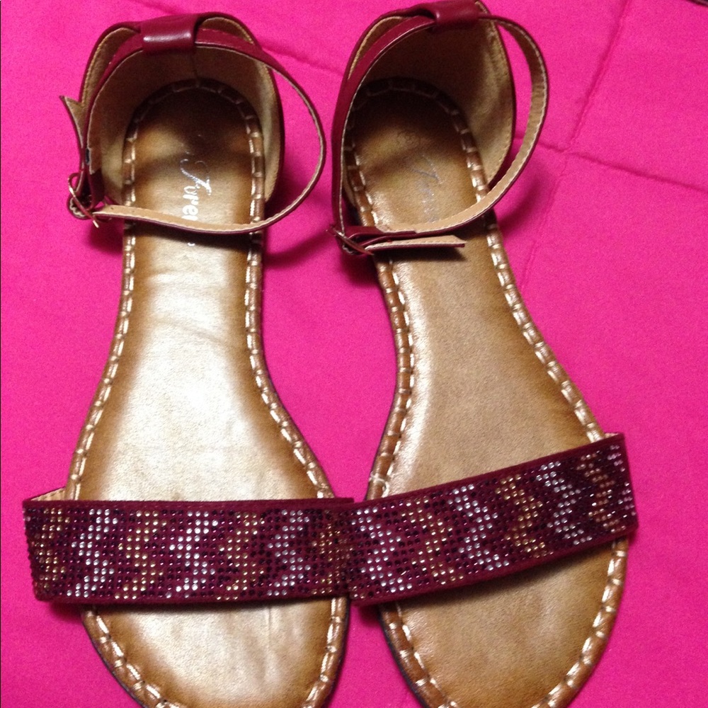 Sandals Strappy- Maroon with Rhinestone