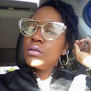 Meet your Posher, Krystal