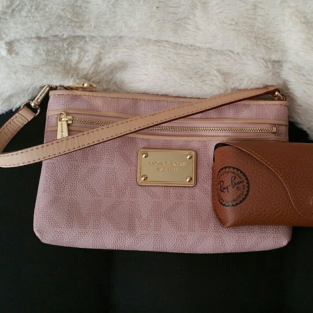 MICHEAL KORS pink and gold wristlet / cluch