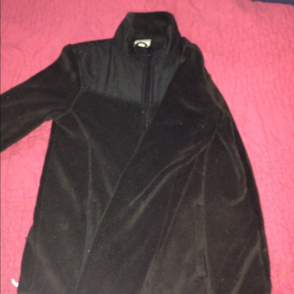 black fleece jacket