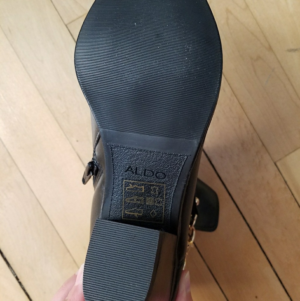 Aldo black leather ankle boots - Picture 6 of 7