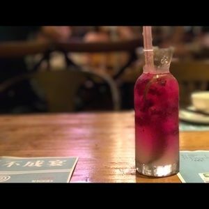 Meet your Posher, Hayley