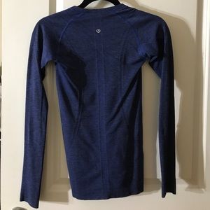 Lululemon Long Sleeve Size 2