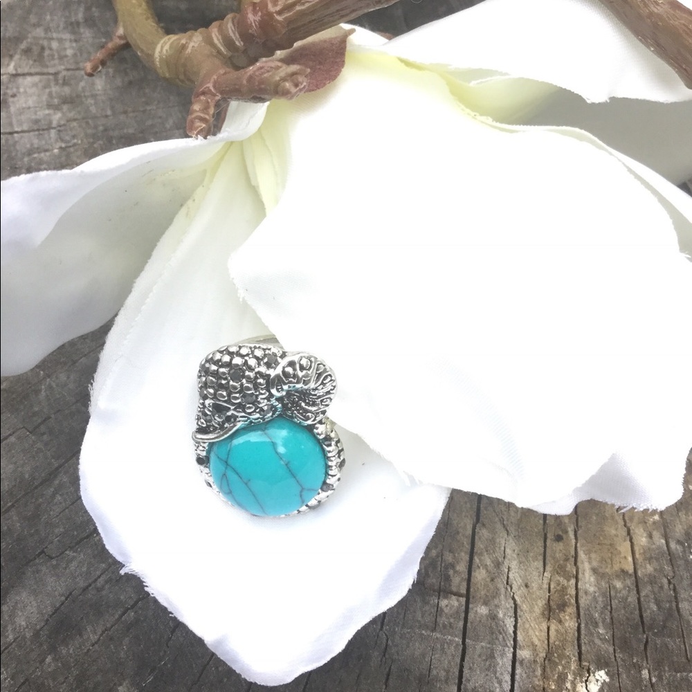 ⚜️Antique Elephant Turquoise Ring⚜️