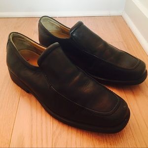Johnston & Murphy Black Dress Shoes