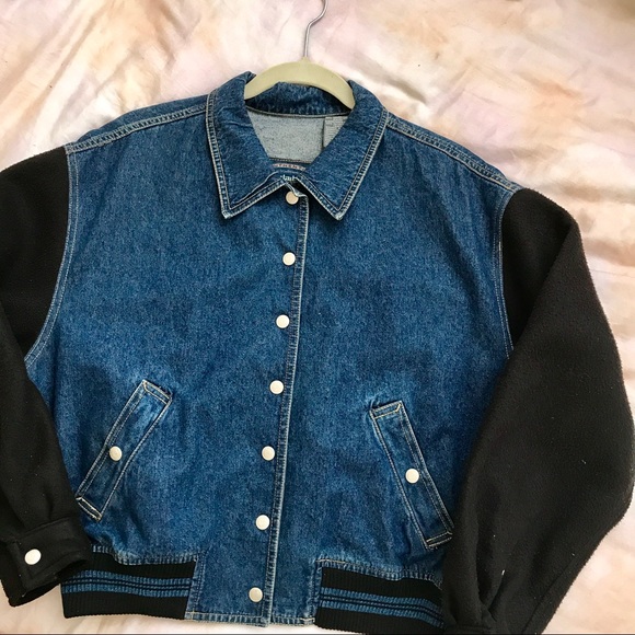 🌿Vintage Denim Jacket🌿 - Picture 5 of 6