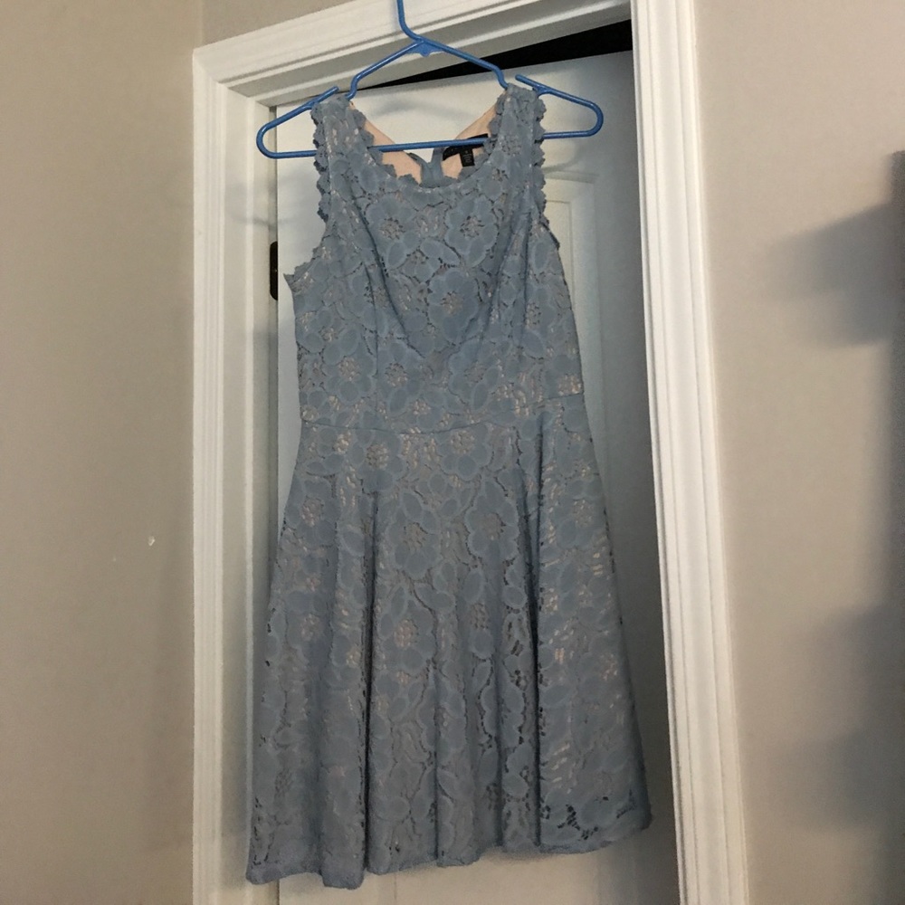 Lace dress