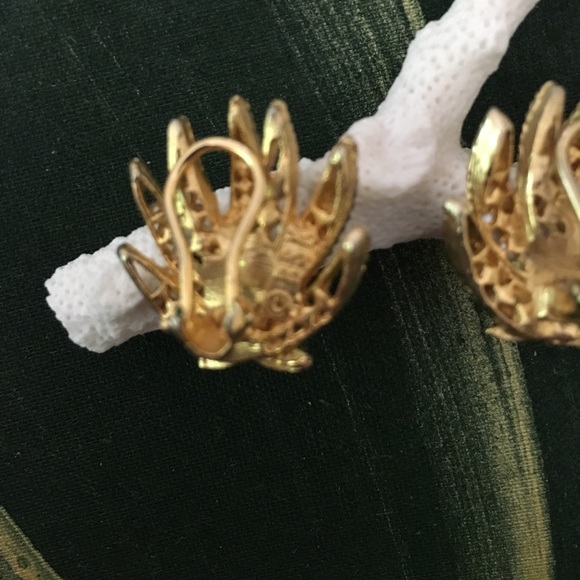 BSK Vintage Pearl and Rhinestone Earrings - Picture 3 of 3