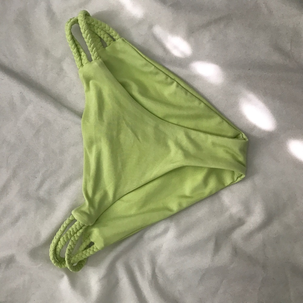 Frankie's bikini bottoms