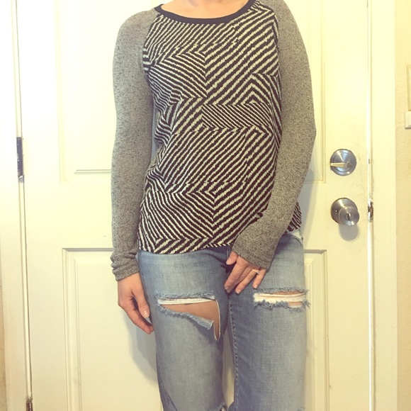 Print Contrast Sweater - Picture 1 of 4