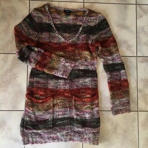 Long v-neck striped sweater - Size Large