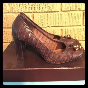 Antonio Melani weaved heel