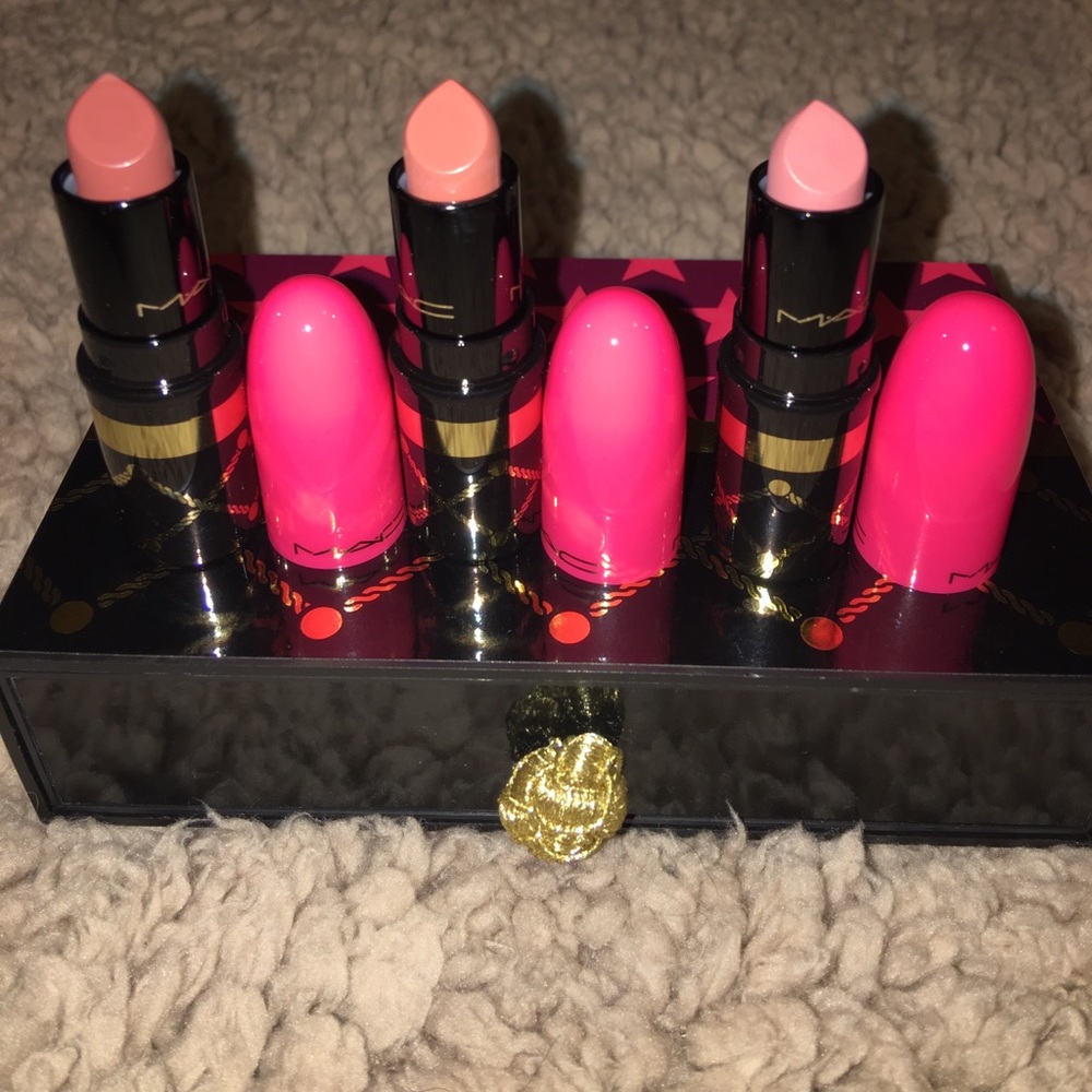 Mac mini lipsticks with decorative box